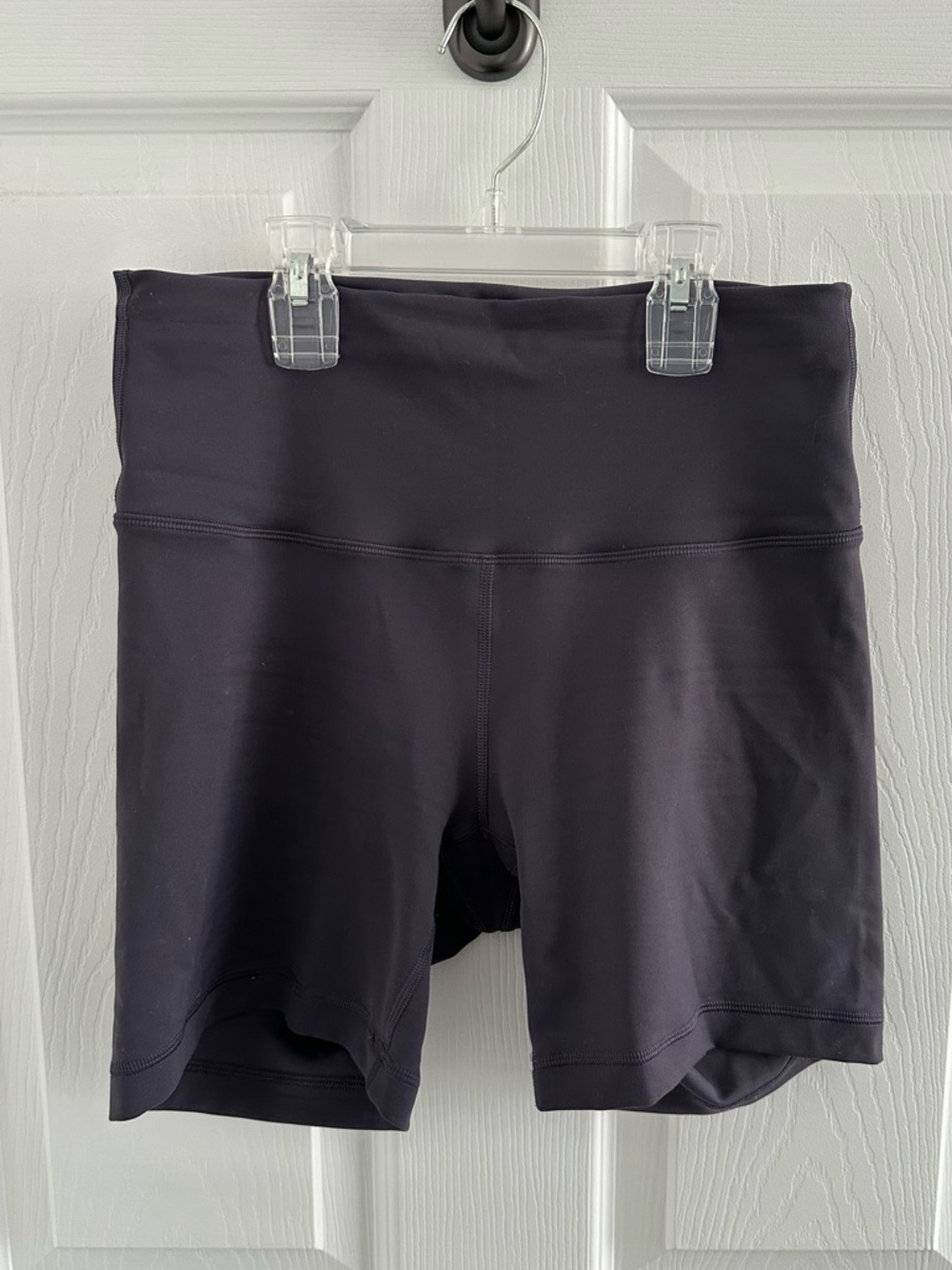 Wunder Train High-Rise Short 6” - Size 6